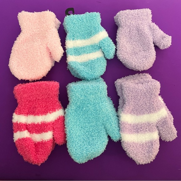 Adorable youth mittens. Red, gray, orange, lavender, white in these 6 pair. NWT. - Picture 7 of 8